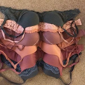 Victoria’s Secret bras